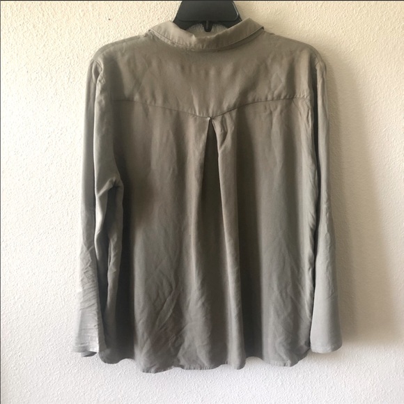 Sophi Rue Green Army Top - Picture 6 of 7